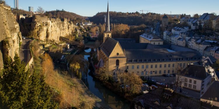 El país menos visitado de Europa que merece que le des una oportunidad en otoño