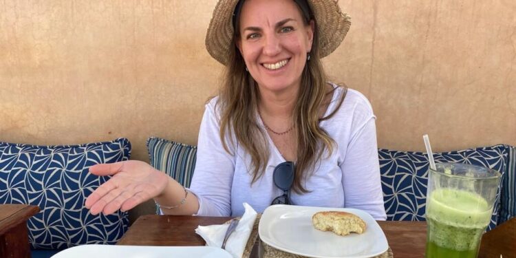 Yael Yancelson y su podcast Realidad Alternativa– Yo También