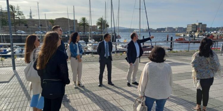 Galicia acoge la visita de tres compañías de cruceros estadounidenses interesadas en recalar en los puertos gallegos