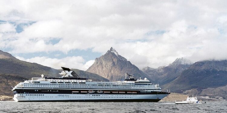 Tres destinos de Argentina con récord de turismo de cruceros este año