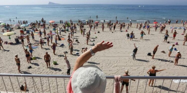 Jubilados gallegos, contra el retraso en los viajes del Imserso: “Son las vacaciones que tenemos”