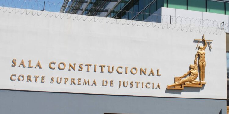 Sala Constitucional rechazó recurso de amparo de la ABC en contra de la solicitud de datos del Banco Central