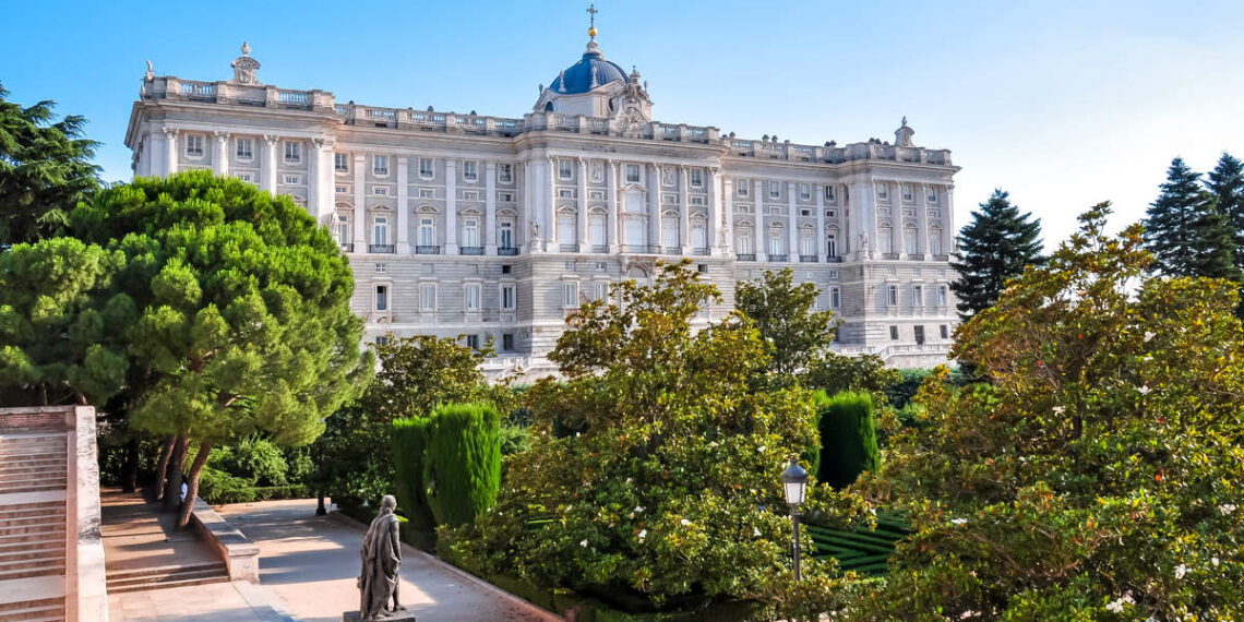 Los dos palacios españoles más populares para los viajeros de todo el mundo
