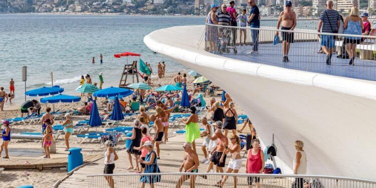 Los hoteles de la provincia de Alicante aplauden el desbloqueo del Imserso pero piden precios que puedan asumir