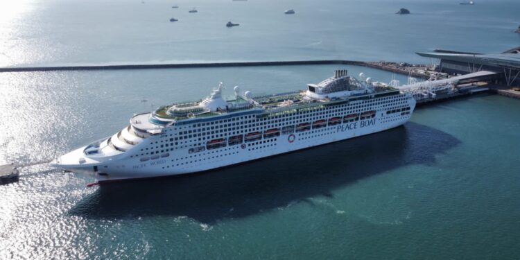 Terminal de Cruceros de Panamá recibe a crucero Pacific World