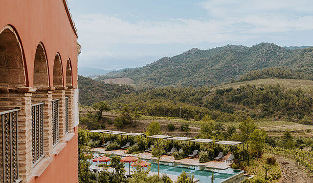 Ocho hoteles exclusivos para despertar entre viñedos