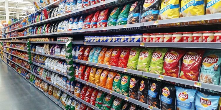 Survey: Majority of consumers remain worried by high food prices