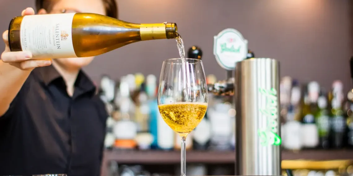 Cifra de trabajadores en el sector turismo registra nivel récord