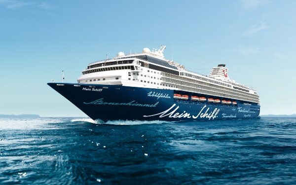 TUI Cruises y Vikand se asocian para proporcionar calibración y certificación biomédica para 11 cruceros