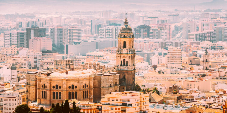 Una ciudad española entre los tres mejores lugares del mundo para vivir después de los 60, según el fundador de Live And Invest Overseas