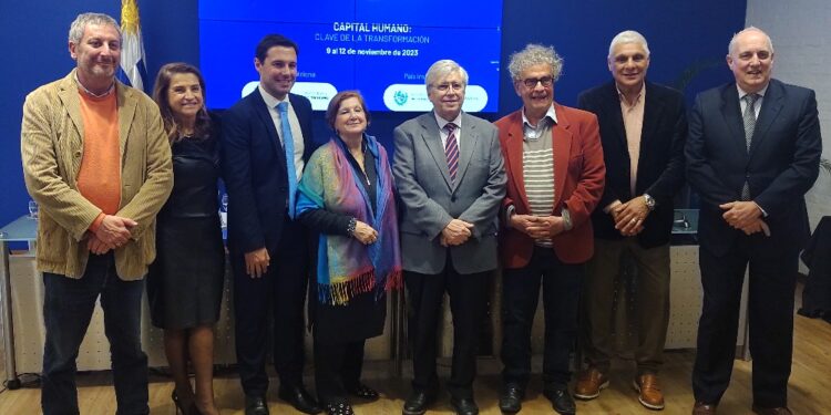 Uruguay, país invitado de honor de Festuris, acoge el lanzamiento de la 35ª edición del evento