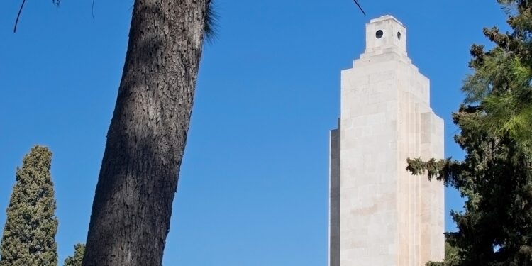 PP y Vox ejecutan la protección del monumento al crucero «Baleares»
