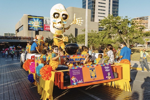 Catrinas y catrines tomarán las calles de Monterrey en el macro Festival de Calaveras
