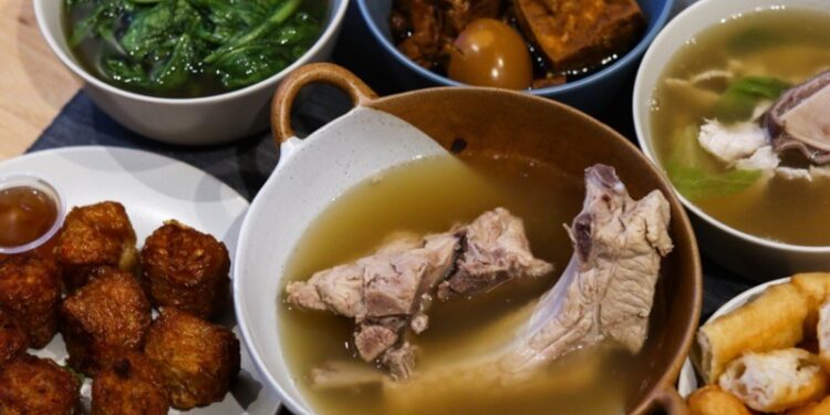 30 famous local foods to eat before you die