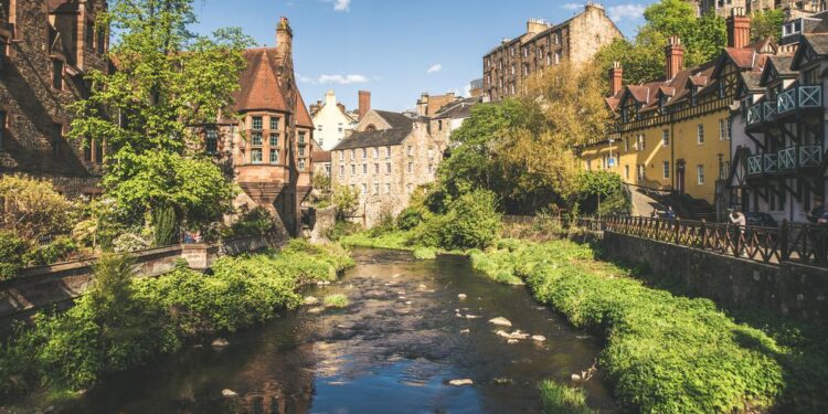 5 escapadas de última hora para el Puente del Pilar
