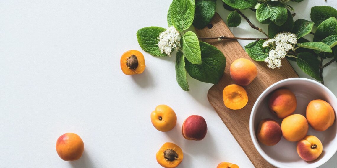 Top 6 foods for muscle cramps (image sourced via Pexels / Photo by Lumn)