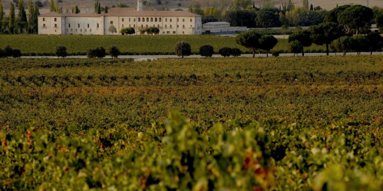 Abadía Retuerta obtiene el Premio Servir 2023