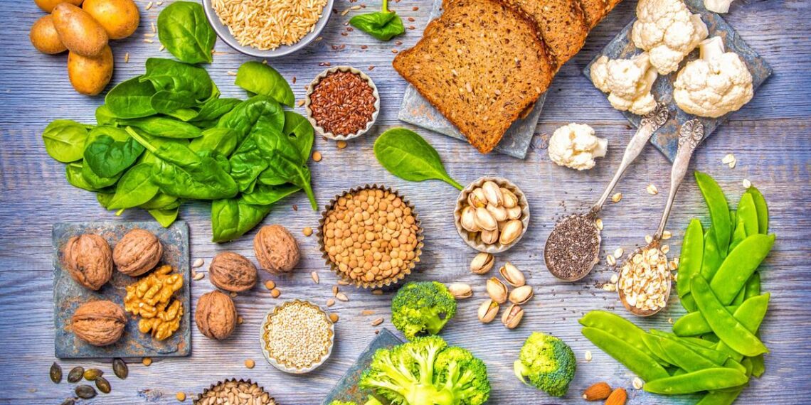 Eat a variety of foods to boost fiber's benefits
