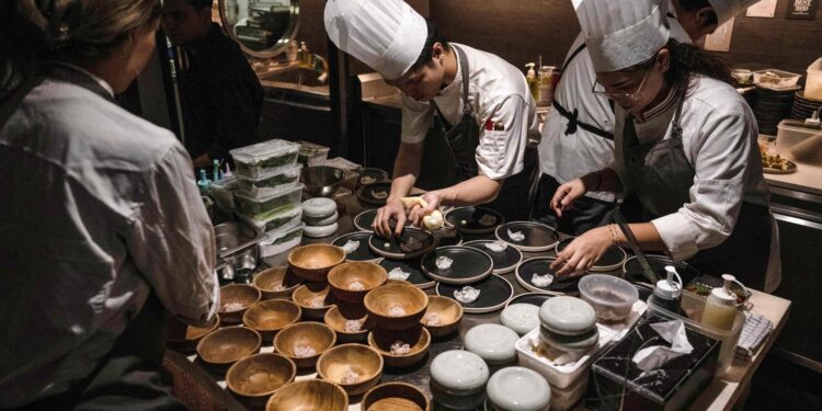 Bangkok está atrayendo turistas con sus más de 20 restaurantes con ...