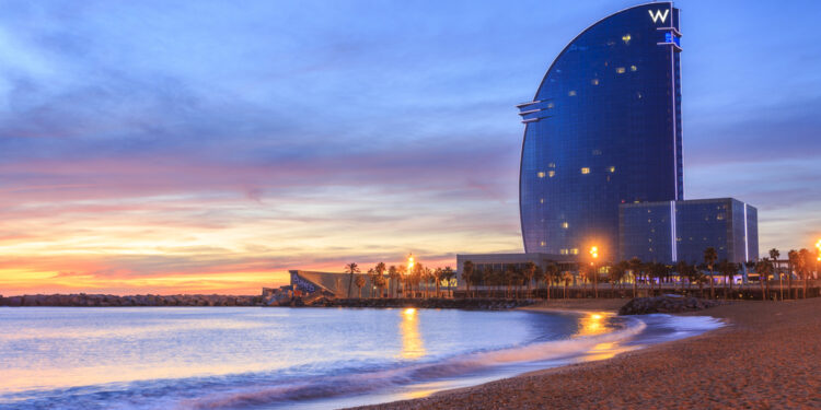 Barcelona en el top 10 de las ciudades europeas donde más subirá el precio de la habitación de hotel