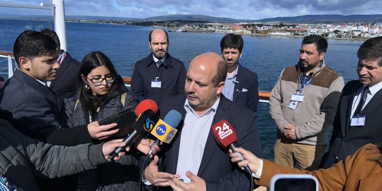 Se dio inicio oficial en Punta Arenas a la Temporada de Cruceros 2023-2024