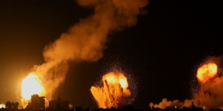 Costa Rica recomienda a sus nacionales suspender viajes no esenciales a Israel