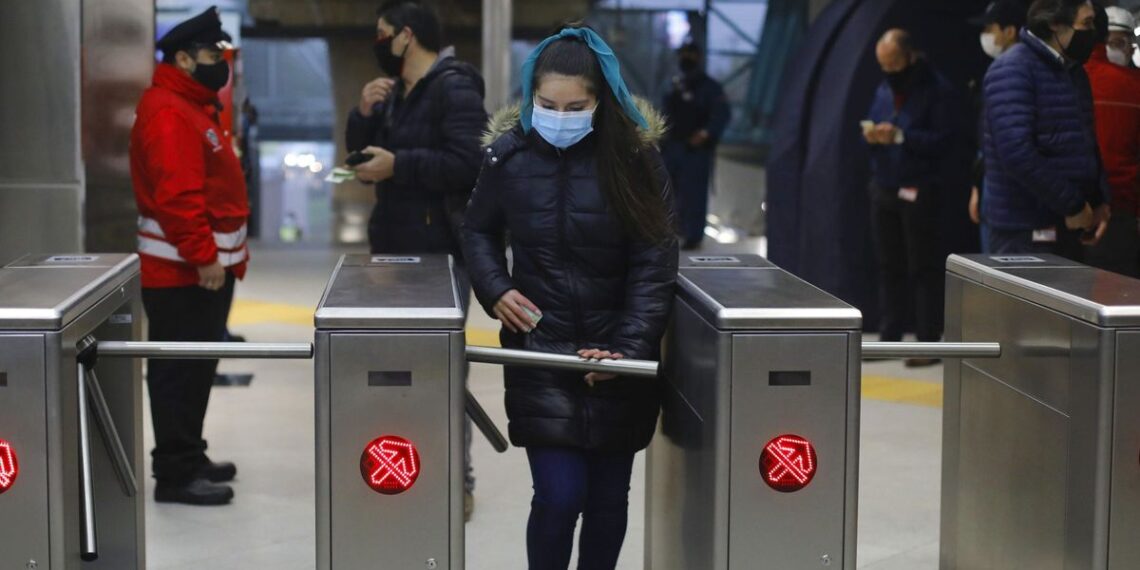 ¿Cómo funciona el descuento para tener viajes gratis en Metro?