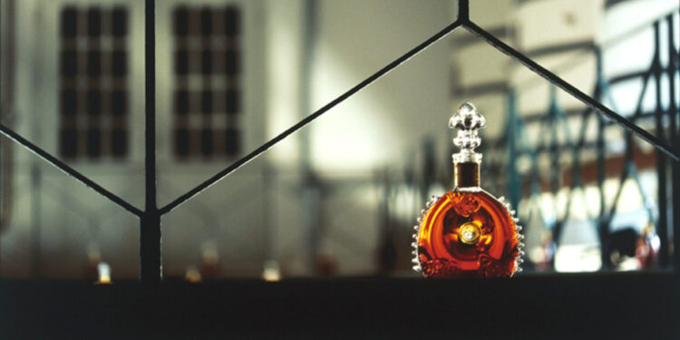 8  secretos que no sabías del exclusivo coñac Louis XIII