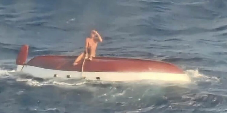 Remero australiano que intentaba batir récord mundial es rescatado por crucero