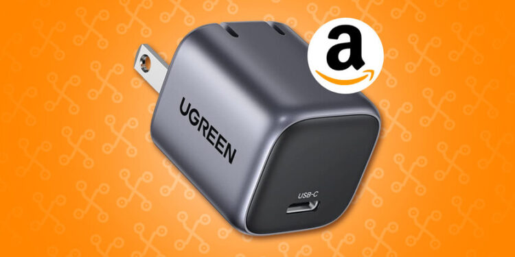 Ugreen tiene este mini cargador de 30W que es perfecto para viajes, lo mejor, su precio de solo 299 pesos