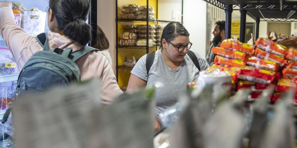 Use of food pantries growing at Iowa’s universities