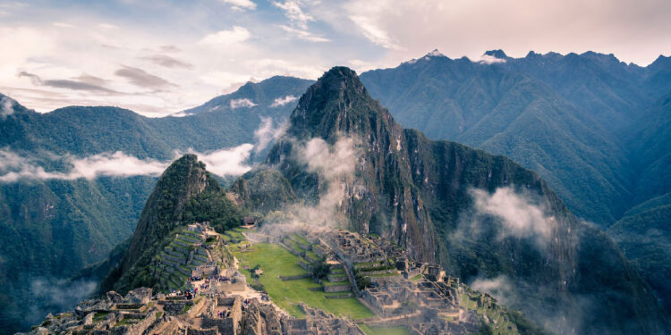 El crucero que recorre las Siete Maravillas del Mundo