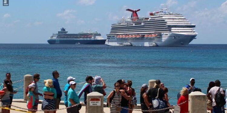 Indignante: cobraban planes sociales y viajaban en cruceros
