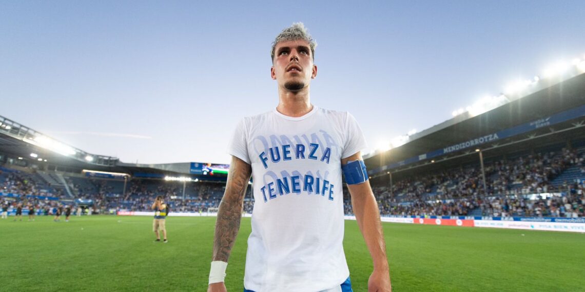 Javi López sigue siendo duda para viajar a Villarreal