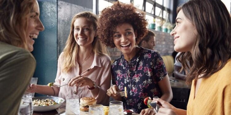 Best Restaurant Credit Cards in Canada For October 2023 – Forbes Advisor Canada