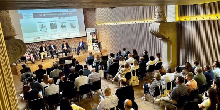 Más de 200 agencias de viaje analizan las nuevas tendencias en el XXIII Foro de Acave en Barcelona