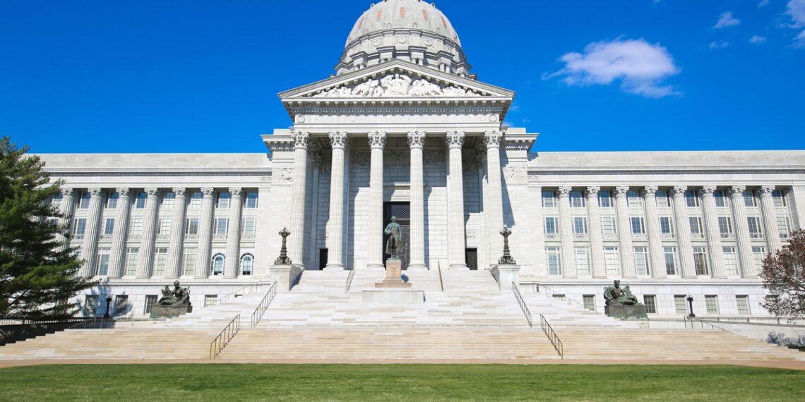 Missouri state leaders pressing Tyson Foods to sell plants set for closing