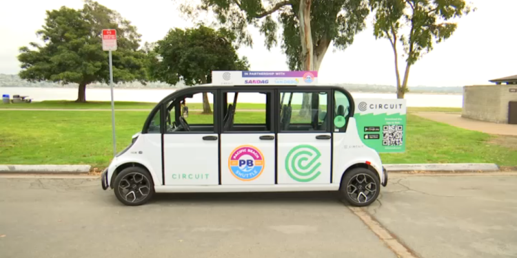 Se acaban los viajes gratuitos del Beach Bug en Pacific Beach – Telemundo San Diego (20)