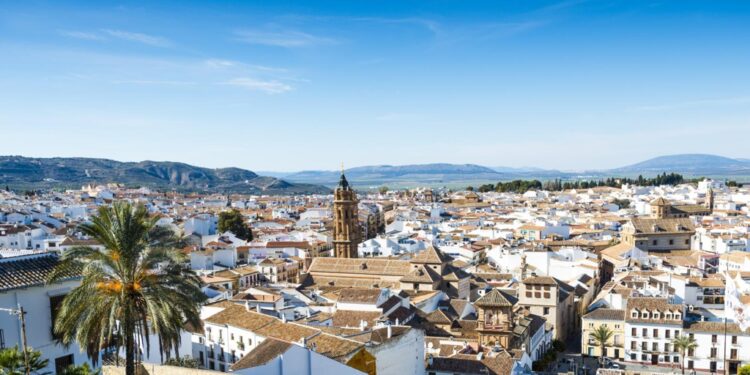 Los destinos más baratos de Andalucía para viajar en el puente del 12 de octubre