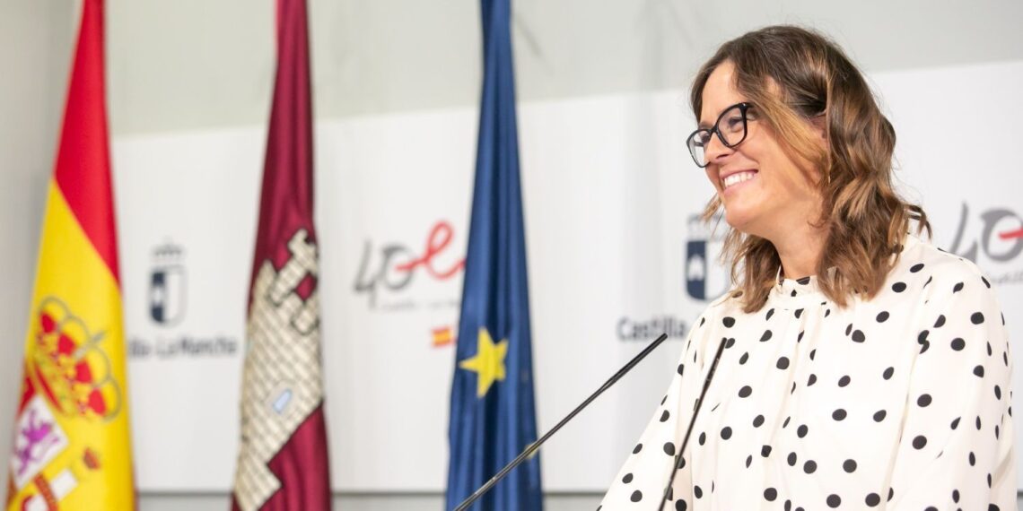 "Vamos con velocidad de crucero, cumplimos nuestra palabra con honradez, estabilidad y cercanía" (Castilla-La Mancha, Política)