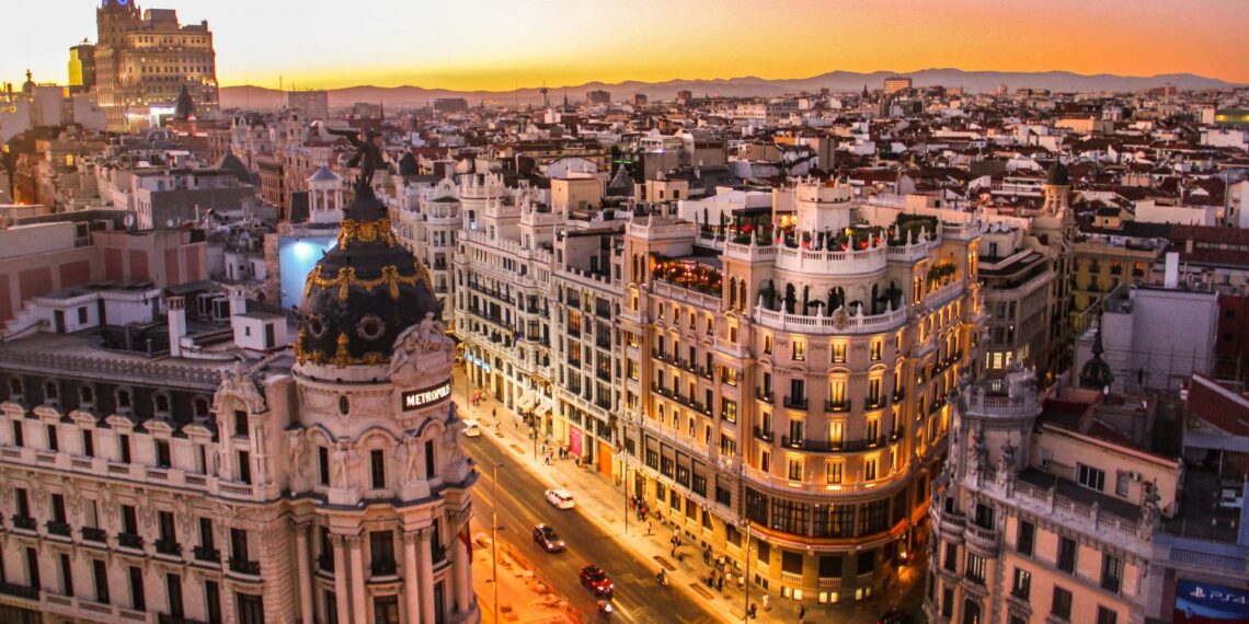 Emigrar a Espaa desde Argentina: cul es la mejor opcin para viajar?