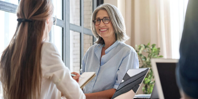 Mujeres emprendedoras mayores de 50 años que pueden servir de inspiración
