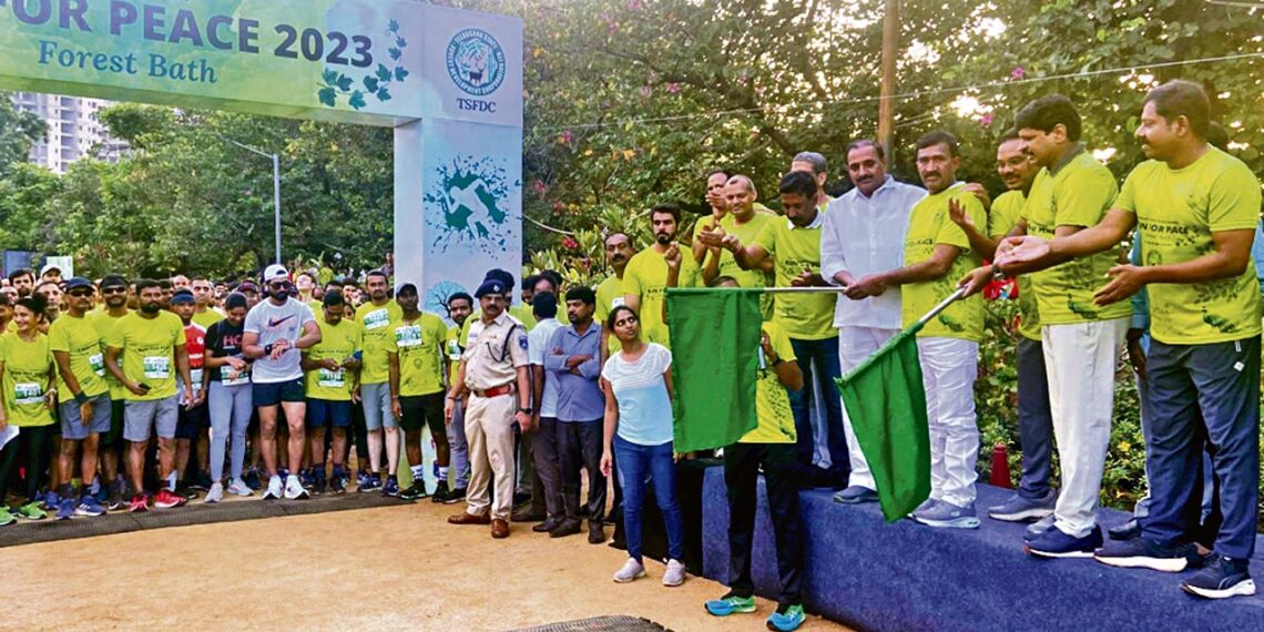 Hyderabad: 2,500 runners participate in Truksha Foods Run