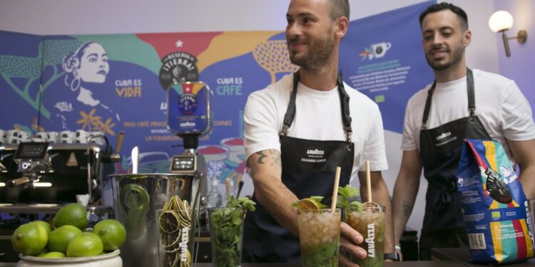 Lavazza presenta en España La Reserva de ¡Tierra! Cuba, su nuevo café premium de calidad sostenible