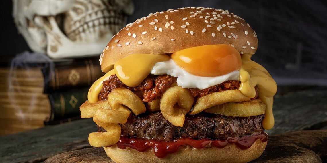 hamburguesas, cócteles y menús con platos especiales para niños y mayores