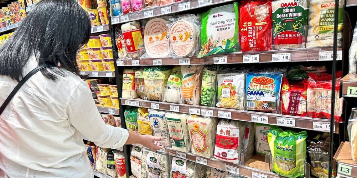 Turning to dry foods to save cost