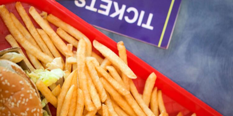 Why We Crave Strange Foods at the Airport, According to a Dietician