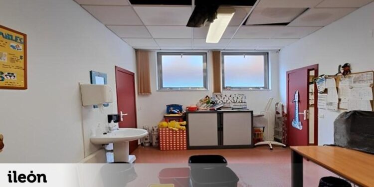 Goteras y chapuzas amenazan a pacientes y sanitarios en el centro de salud del Crucero en León