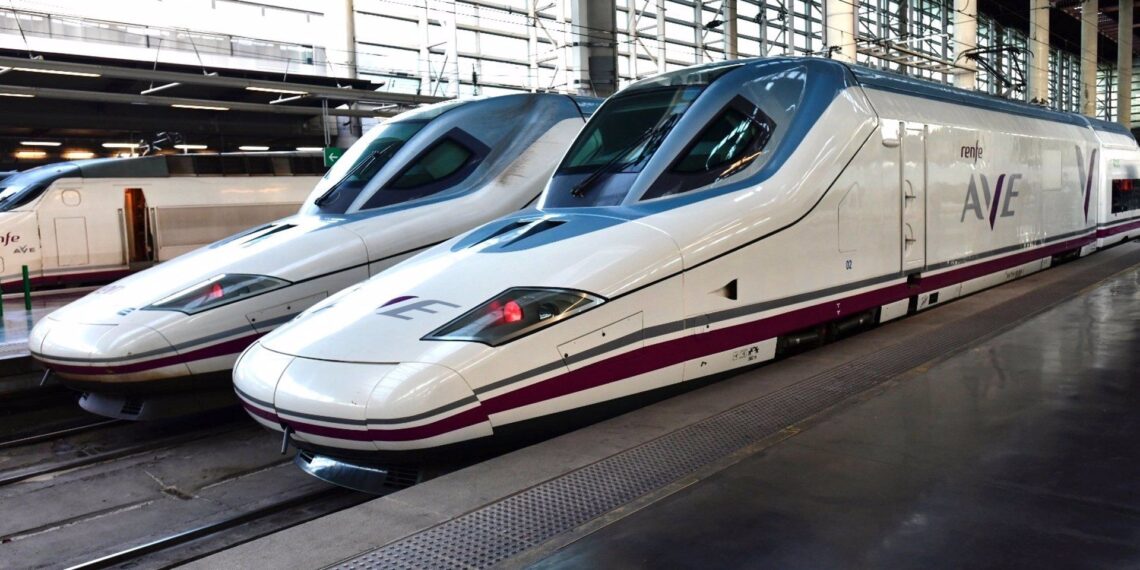 Renfe lanza este miércoles billetes a partir de 7 euros para viajar en alta velocidad desde València
