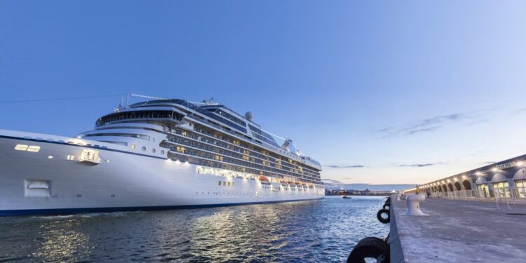 Tarragona organiza la segunda jornada sobre el impacto económico en los cruceros y la náutica